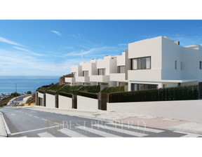 Dom na sprzedaż, Hiszpania Malaga Rincon De La Victoria, 635 000 euro (2 736 850 zł), 273 m2, XAL_378