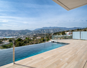 Dom na sprzedaż, Hiszpania Andaluzja Malaga, 830 000 euro (3 577 300 zł), 233 m2, MEO1147