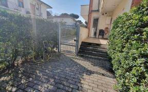 Dom na sprzedaż, Włochy Toskania Massa-Carrara Massa Ronchi Toskania, 320 000 euro (1 385 600 zł), 100 m2, 1171770880