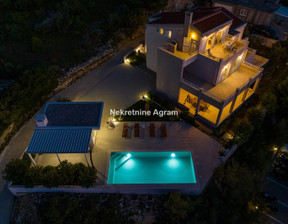 Dom na sprzedaż, Chorwacja Novigrad, 1 705 872 dolar (6 721 134 zł), 400 m2, 92614371