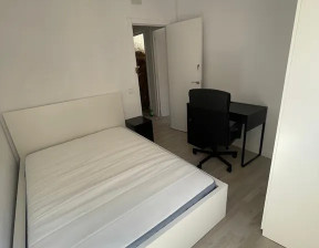 Kawalerka do wynajęcia, Hiszpania Barcelona Carrer de la Creu dels Molers, 671 dolar (2595 zł), 90 m2, 100704981