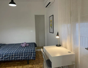 Kawalerka do wynajęcia, Hiszpania Barcelona Carrer de l'Arc de Sant Ramon del Call, 728 dolar (2985 zł), 100 m2, 100737334