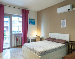 Kawalerka do wynajęcia, Włochy Rome Via Tuscolana, 653 dolar (2509 zł), 110 m2, 94788980