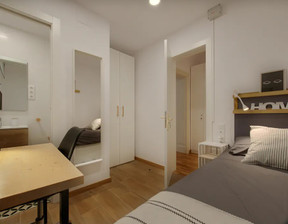 Kawalerka do wynajęcia, Hiszpania Barcelona Carrer de Balmes, 1011 dolar (4133 zł), 137 m2, 96729804