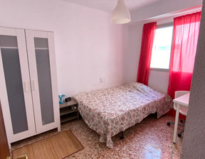 Kawalerka do wynajęcia, Hiszpania Valencia Calle Esteban Ballester, 398 dolar (1594 zł), 142 m2, 97862128