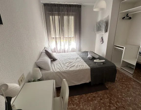 Kawalerka do wynajęcia, Hiszpania Málaga Calle José Iturbi, 697 dolar (2794 zł), 110 m2, 99570098