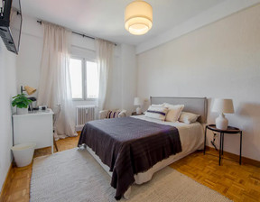 Kawalerka do wynajęcia, Hiszpania Madrid Avenida del Llano Castellano, 899 dolar (3481 zł), 150 m2, 99570184