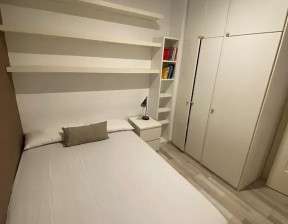 Kawalerka do wynajęcia, Hiszpania Barcelona Carrer de París, 615 dolar (2379 zł), 120 m2, 93333664