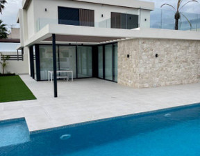 Dom na sprzedaż, Hiszpania Orihuela Costa Lomas de Cabo Roig, 622 923 dolar (2 454 318 zł), 130 m2, 95232118