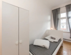 Kawalerka do wynajęcia, Niemcy Berlin Biebricher Straße, 693 dolar (2895 zł), 66 m2, 90208203