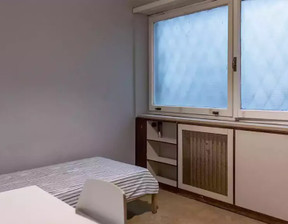 Kawalerka do wynajęcia, Włochy Rome Via Aquileia, 738 dolar (3019 zł), 120 m2, 90210971