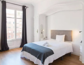 Kawalerka do wynajęcia, Hiszpania Barcelona Carrer de Muntaner, 873 dolar (3623 zł), 130 m2, 90213000