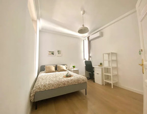 Kawalerka do wynajęcia, Hiszpania Madrid Calle de Toledo, 545 dolar (2185 zł), 175 m2, 90222636