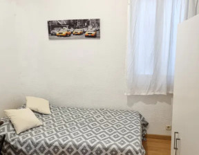 Kawalerka do wynajęcia, Hiszpania Madrid Calle de Ferraz, 653 dolar (2527 zł), 100 m2, 91089213