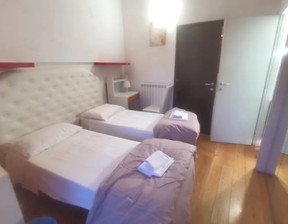 Kawalerka do wynajęcia, Włochy Florence Via Sant'Agostino, 308 dolar (1233 zł), 90 m2, 92302489