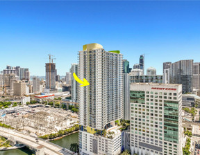 Mieszkanie na sprzedaż, Usa Miami 185 SW 7th St , 365 000 dolar (1 397 950 zł), 53,88 m2, 98114343