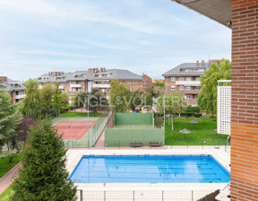 Mieszkanie na sprzedaż, Hiszpania Majadahonda, 816 789 dolar (3 414 177 zł), 147 m2, 101381018