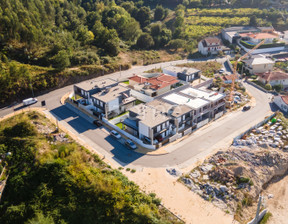 Dom na sprzedaż, Portugalia Vila Nova De Famalicao, 310 885 dolar (1 252 866 zł), 227 m2, 91237918