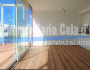 Mieszkanie na sprzedaż, Hiszpania Santanyi Cala d´Or, 479 446 dolar (1 932 166 zł), 60 m2, 80307426