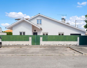 Dom na sprzedaż, Portugalia Seixal, 456 407 dolar (1 839 321 zł), 173 m2, 97670266