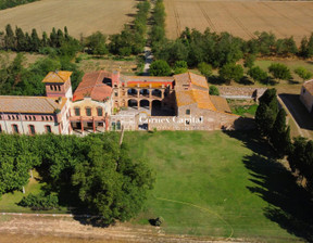 Dom na sprzedaż, Hiszpania Castelló D'empúries, 4 145 807 dolar (16 334 480 zł), 2760 m2, 83498496