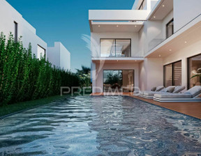 Dom na sprzedaż, Portugalia Almada Charneca da Caparica e Sobreda, 3 033 366 dolar (12 224 465 zł), 400 m2, 91277332