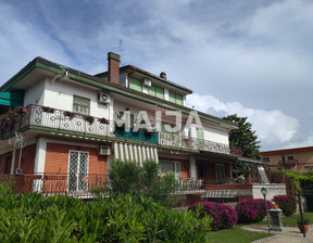 Mieszkanie na sprzedaż, Włochy Roma Via Stefano Assemani , Stefano Assemani , 291 436 dolar (1 148 256 zł), 130 m2, 97410300