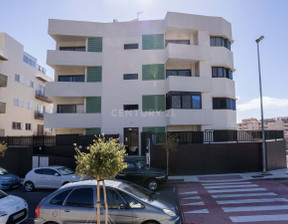 Mieszkanie na sprzedaż, Hiszpania Santa Cruz De Tenerife, 222 111 dolar (875 119 zł), 70 m2, 96770209