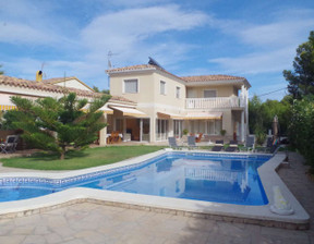 Dom na sprzedaż, Hiszpania L'ametlla De Mar, 699 941 dolar (2 820 761 zł), 302 m2, 93939159