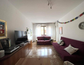 Mieszkanie na sprzedaż, Włochy Venezia Via Giuseppe Verdi,, 182 002 dolar (726 188 zł), 118 m2, 85109731