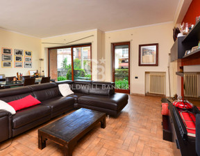Mieszkanie na sprzedaż, Włochy Lecce Via Francesco Trinchera, 433 338 dolar (1 742 019 zł), 240 m2, 88419160