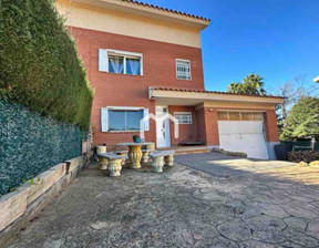 Dom na sprzedaż, Hiszpania Vilanova Del Vallès, 528 090 dolar (2 080 676 zł), 200 m2, 97378711