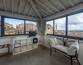 Mieszkanie na sprzedaż, Włochy Siena via casato di sopra,, 1 741 447 dolar (6 861 302 zł), 270 m2, 98023855
