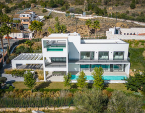Dom na sprzedaż, Hiszpania Benalmadena, 2 123 357 dolar (8 557 128 zł), 390 m2, 95425926
