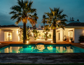 Dom na sprzedaż, Hiszpania Marbella, 3 086 641 dolar (12 439 165 zł), 322 m2, 96724124