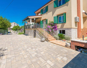 Dom na sprzedaż, Chorwacja Zadar, 1 662 355 dolar (6 732 539 zł), 450 m2, 93178499