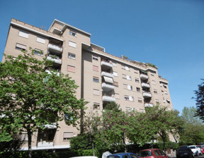 Mieszkanie na sprzedaż, Włochy Roma Via Giuseppe Saredo, 297 566 dolar (1 172 408 zł), 90 m2, 96776046