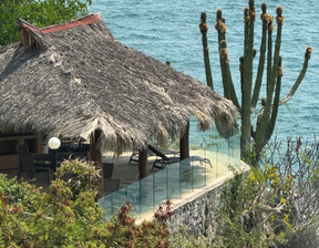 Mieszkanie na sprzedaż, Meksyk Ixtapa Zihuatanejo Paseo Contramar, 479 164 dolar (2 002 905 zł), 215 m2, 100351549