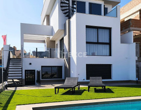 Dom na sprzedaż, Hiszpania Alicante Algorfa, Castillo de Montemar, 509 172 dolar (2 051 964 zł), 238 m2, 94744360