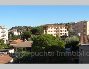 Mieszkanie na sprzedaż, Francja Cavalaire-Sur-Mer, 229 532 dolar (938 787 zł), 35 m2, 101630978