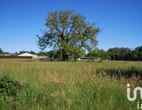 Działka na sprzedaż, Francja Saint-Pierre-D'eyraud, 41 784 dolar (170 896 zł), 2069 m2, 98211481