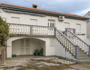 Dom na sprzedaż, Chorwacja Primorsko-Goranska Županija, Crikvenica, 505 922 dolar (2 038 866 zł), 180 m2, 95716621