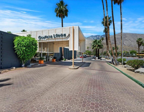 Kawalerka na sprzedaż, Usa Palm Springs 1111 E Palm Canyon Drive, 380 000 dolar (1 455 400 zł), 48,77 m2, 97836968