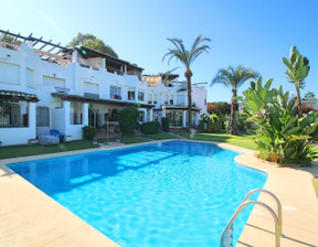 Dom na sprzedaż, Hiszpania Marbella Los Naranjos Golf, Nueva Andalucia, 587 954 dolar (2 404 730 zł), 140 m2, 102028395