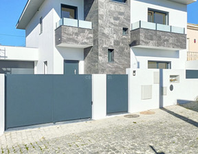 Dom na sprzedaż, Portugalia Loures, 612 843 dolar (2 469 758 zł), 193 m2, 96118902
