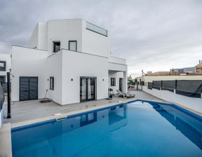 Dom na sprzedaż, Portugalia Portimao, 693 968 dolar (2 796 690 zł), 271 m2, 98516032