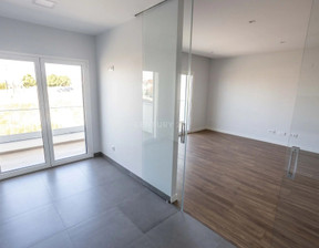Mieszkanie na sprzedaż, Portugalia Leiria, 278 378 dolar (1 102 377 zł), 141 m2, 96978769