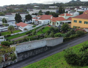 Dom na sprzedaż, Portugalia Ponta Delgada, 271 797 dolar (1 095 342 zł), 92 m2, 96122188