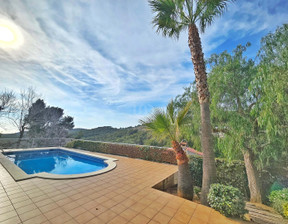 Dom na sprzedaż, Hiszpania Tarragona, 538 416 dolar (2 121 359 zł), 283 m2, 95063360